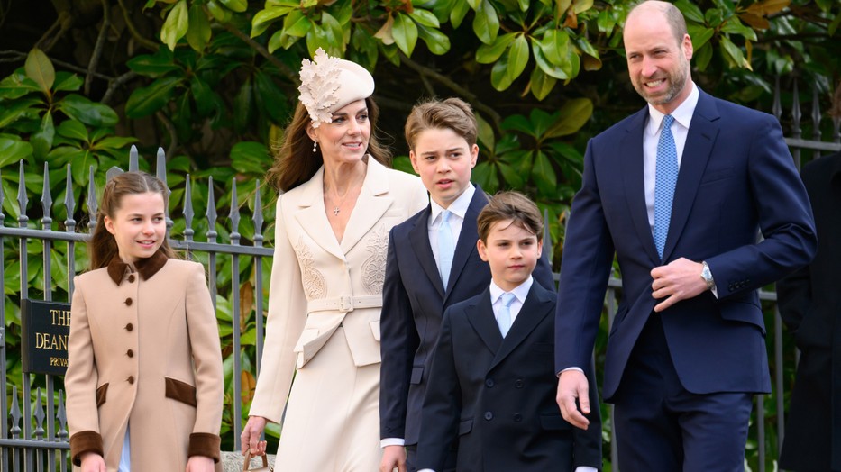 Szakértő leplezte le Vilmos herceget a húsvéti misén, kiderült, mit mondott a gyerekeinek a leendő király