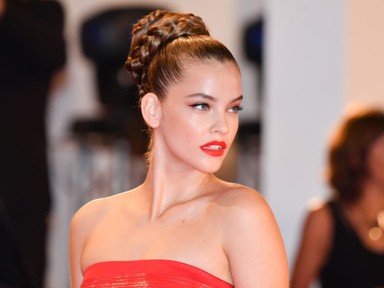 7 pillanat, amikor Palvin Barbara a legnagyobb sztárokat is túlragyogta a vörös szőnyegen