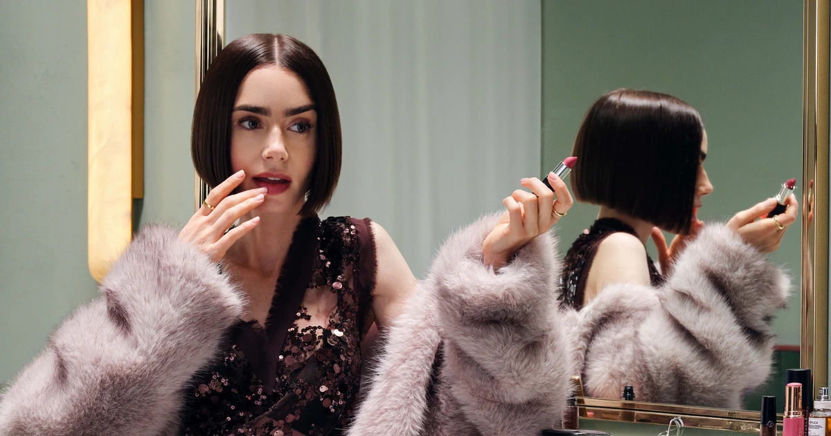 Lily Collins és a Zalando épp most oldotta meg a legnagyobb reggeli gardróbkrízisedet