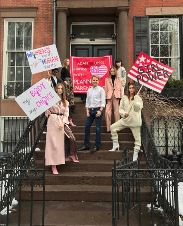 A divatvilág bemutat Trump elnöknek