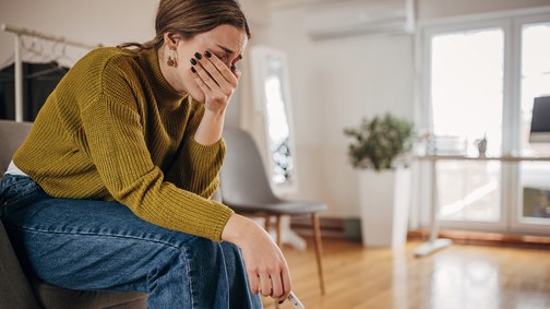 Egy terhesség elvesztése: mi áll a vetélés hátterében?