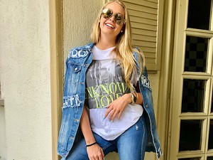 Stollár Fanni ilyen stílusosan köszönti a hétvégét