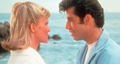 Úristen! Olivia Newton John és Travolta újra együtt a Grease 40. évfordulója alkalmából