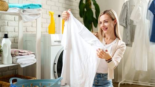 7 mosási baki, amivel tönkreteheted a kedvenc ruháidat