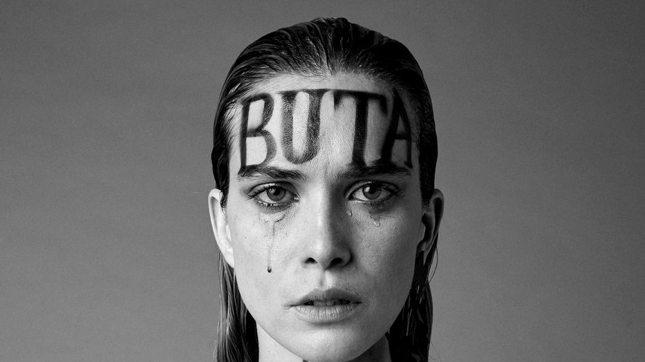 Mészáros Lili a Next Top Model Hungary egyik versenyzője Stylist: Kiss Márk