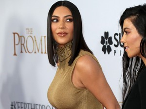 Mindenki Kim Kardashian melleit bámulta ezen az estén