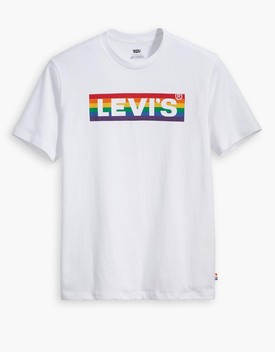 Hallasd a hangod! Itt a Levi´s Pride kollekciója