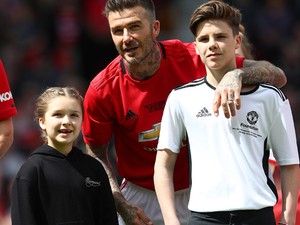 Ritka fotó: együtt az EGÉSZ Beckham család