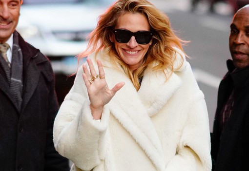 Eredetileg gyerekjátékokhoz készült a szövet, amit felhasználtak a Teddy kabáthoz