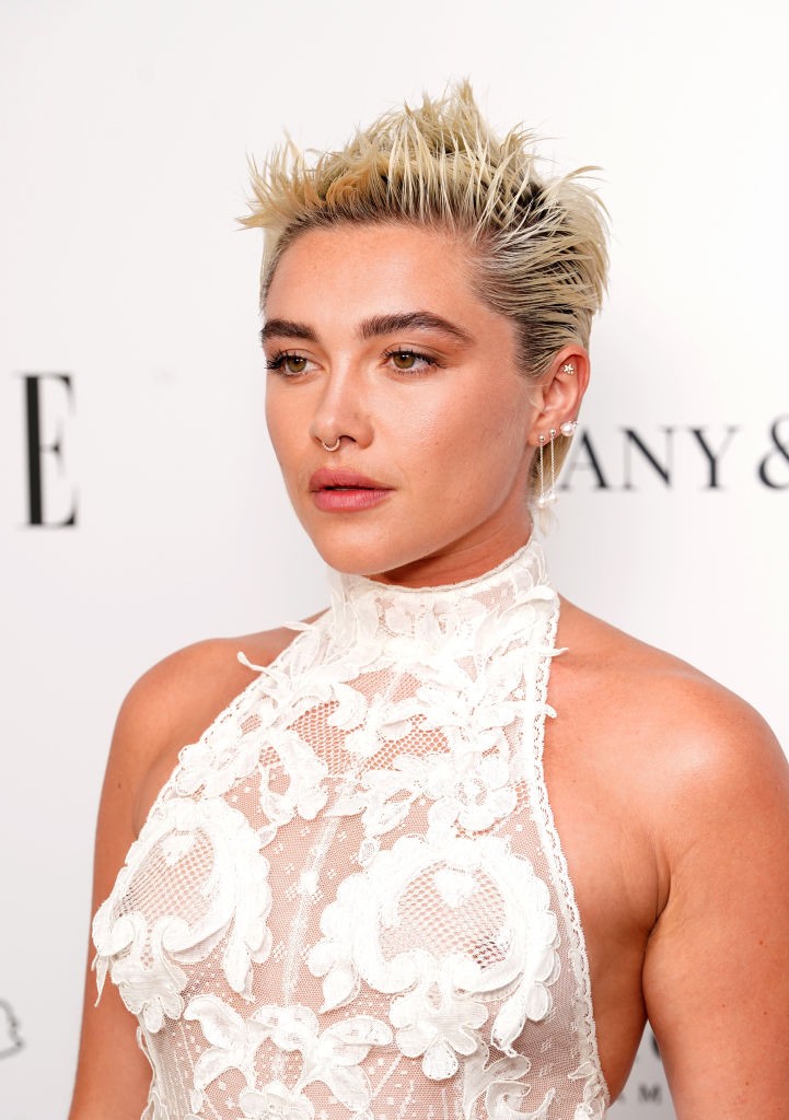 Florence Pugh csipkeruhában állt ki a nők jogaiért