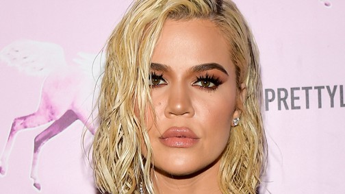 Khloé Kardashian napszemüvegét egyszerűen nem tudjuk hova tenni
