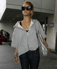 rihanna-rend-d00005067e1285fc21012.jpg