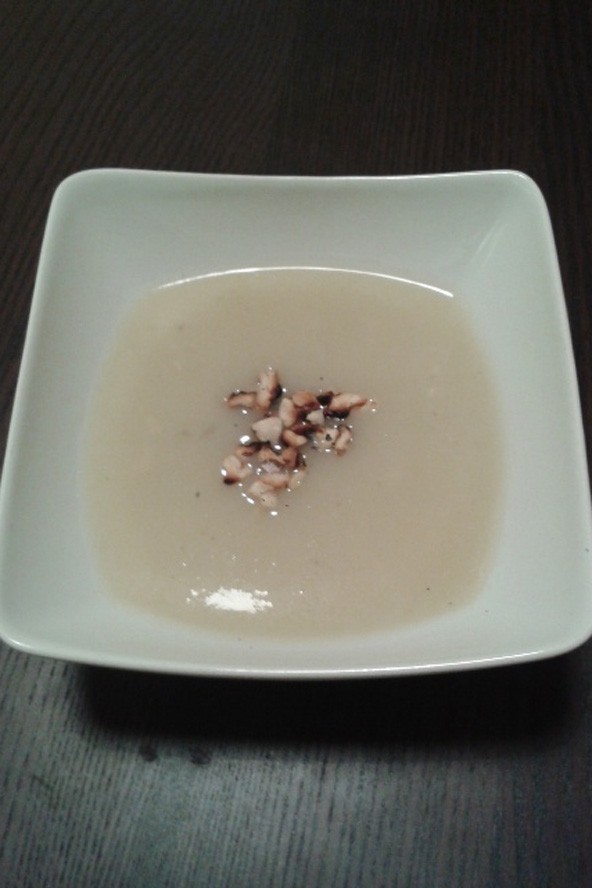 Csicsókakrém leves