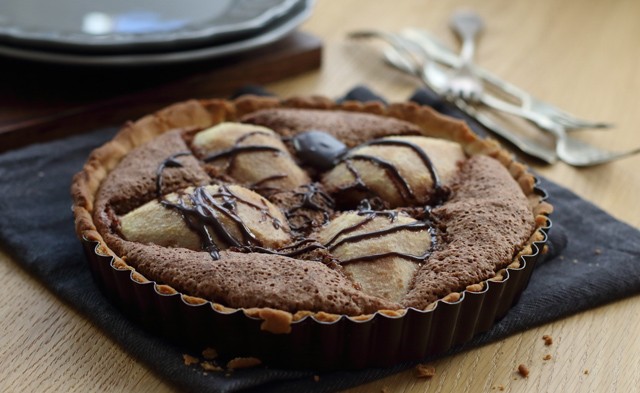 Különleges, de egyszerű finomság: Csokis-körtés torta kávéval