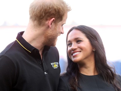 Meghan Markle natúr sminkje és frizurája a nap fénypontja 