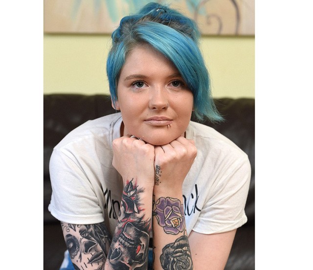 tetoválás, munka, felvételi, tetkó, elutasítás, alkalmazott