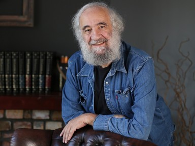 Mérő László: „A mesterséges intelligencia mindent elintéz helyettünk – és ez veszélyesebb, mint hinnénk”