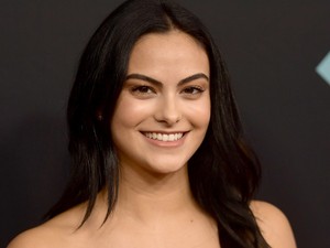 Camila Mendes a legcukibb becenevet kapta pasijától