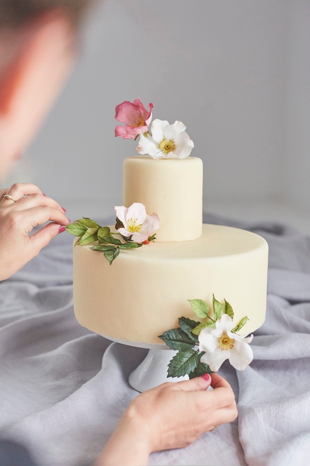 Aki a virágot szereti, rossz ember nem lehet: interjú a SugarCraft by Eszter Kanyári alapítójával