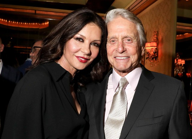 Catherine Zeta-Jones és Michael Douglas