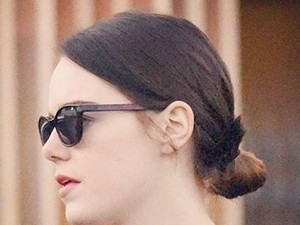 Emma Stone új hajszíne nagyon SÖTÉT!