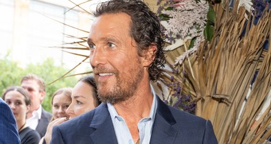 Brutálisan eltorzult Matthew McConaughey arca, mindenkit óvatosságra int