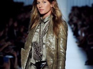 Gisele Bündchen visszatért a kifutóra!