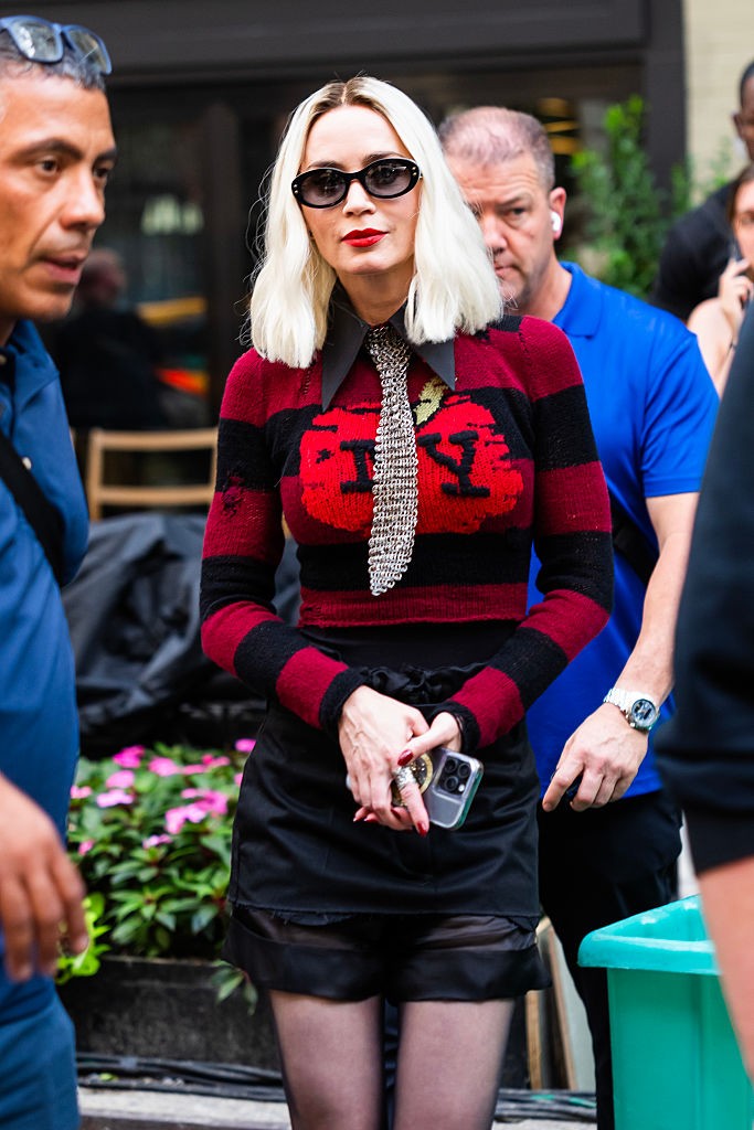 Emily Blunt teljesen átalakult Az ördög Pradát visel folytatásának kedvéért