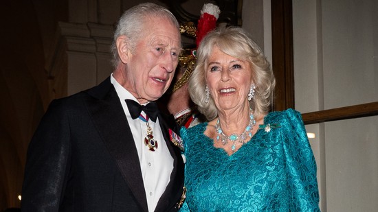 Kamilla királyné 20 év után újra felvette az esküvői ruháját, a végeredmény lélegzetelállító