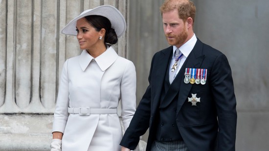 Harry herceg és Meghan Markle szenvedélyes csókjától még te is zavarba jössz