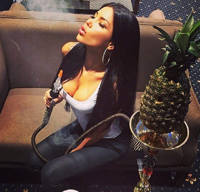 Elképesztő luxusban élnek a leggazdagabb svájci fiatalok! Hihetetlen...