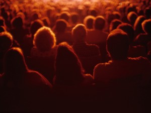 Itt van az ősz, itt van újra a színházi szezon: két darab, amit látnod kell