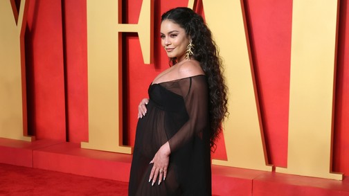 Vanessa Hudgens terhesen is igent mondott a pucérruhára