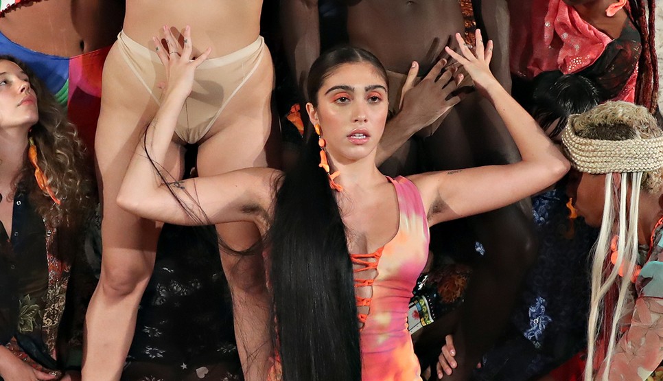 5+1 híresség, akik nemet mondtak a szőrtelenítésre