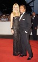 Gwyneth Paltrow 2002-ben egy pánt nélküli Valentino meztelenruhában pózolt a tervezővel a Velencei nemzetközi Filmfesztiválon.  