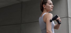 Sport előtt vagy után nagy segítséget nyújthat egy masszázspisztoly. A Xiaomi terméke két méretben is beszerezhető, cserélhető fejei pedig segítenek az izmok regenerálásában, vagy egy frissítő masszázsélményben. xiaomiofficial.hu