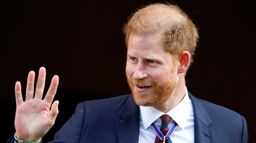Felháborodtak a britek, miután Harry herceg fontos kitüntetést kapott