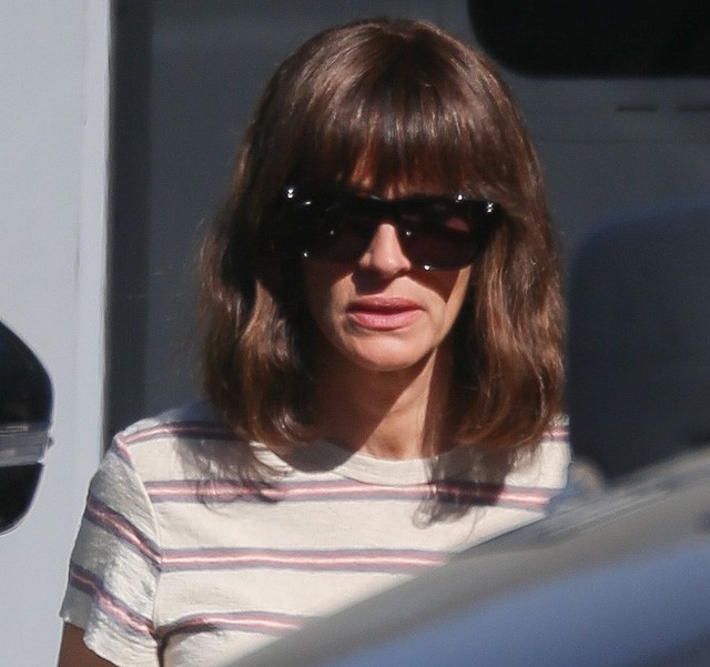 Julia Roberts long bob frizurával