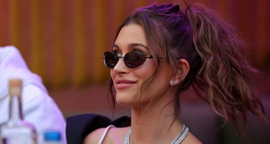 Hailey Bieber elhozta nekünk az idei tavasz legütősebb trendjét
