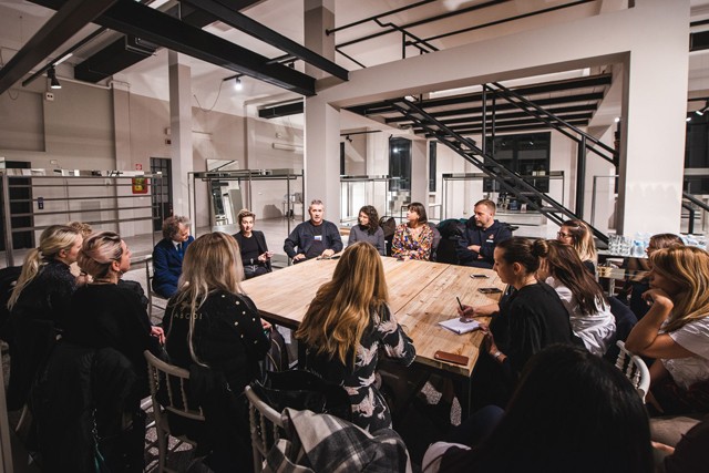 Öt hazai tervezővel indult a második magyar divatmentoring program