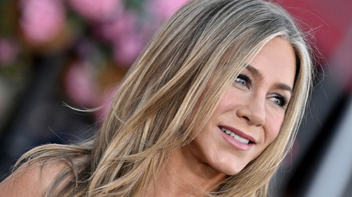 Jennifer Aniston ruhája a legdögösebb dolog, amit ma látni fogsz