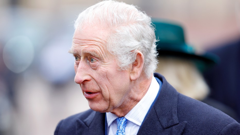 Károly király állapota javuló tendenciát mutat