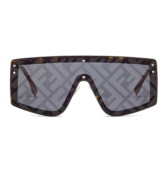 Logós FENDI - Spark le Monde 119 990 Ft