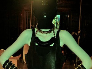 Halott menyasszonyok és gótika a londoni divathéten #2