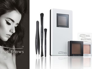 Zseniális szemöldökformázó – az igazi 21. századi &#8222;beauty must have&#8221;