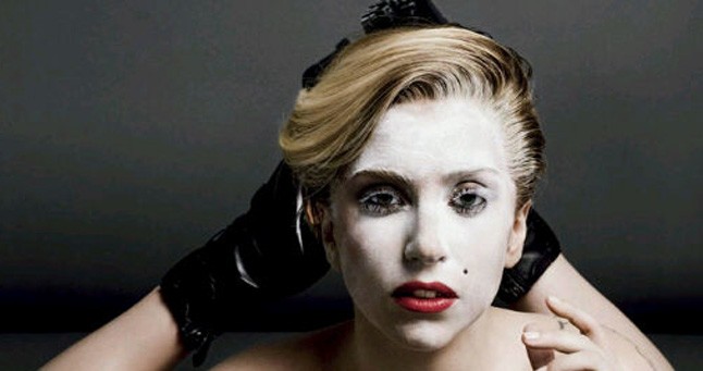 Lady Gaga nude V