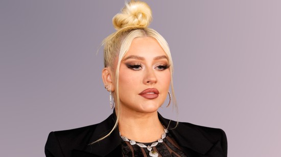 Ez tényleg ő? Christina Aguilera úgy jelent meg a vörös szőnyegen, hogy szinte rá sem ismertünk