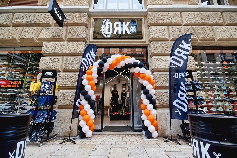 A fesztiválhangulatú megnyitón sok-sok híresség és elismert sportoló is megfordult