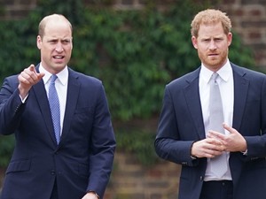 Így érez Vilmos herceg Harry herceg botrányos interjúja után: kiderült, mit gondol a trónörökös a testvéréről