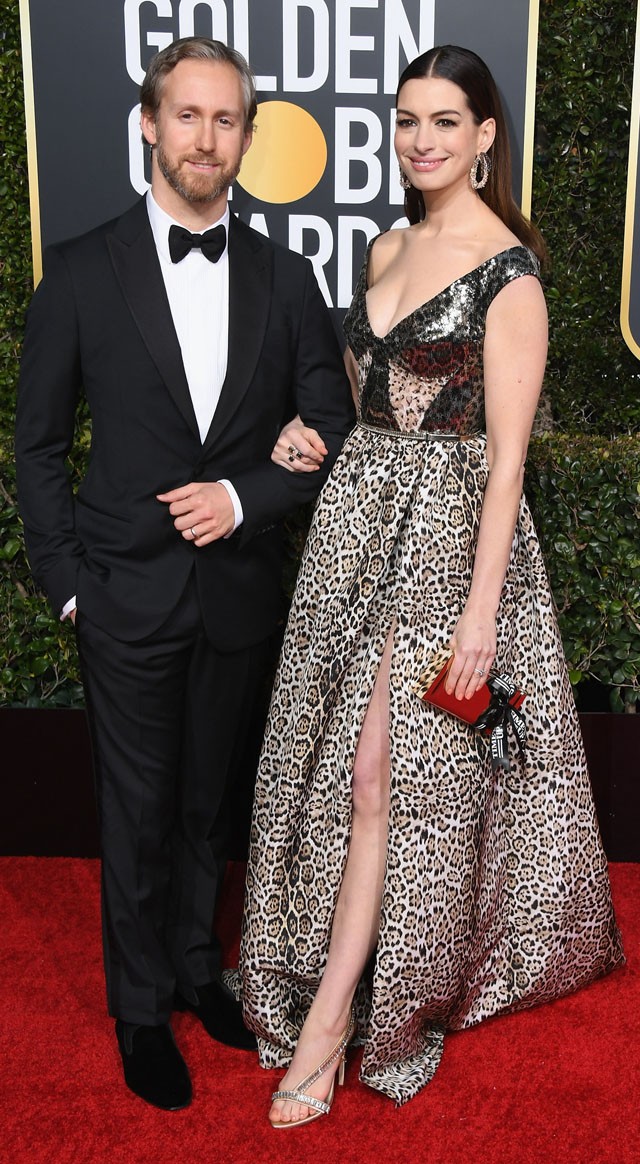 Anne Hathaway és Adam Shulman